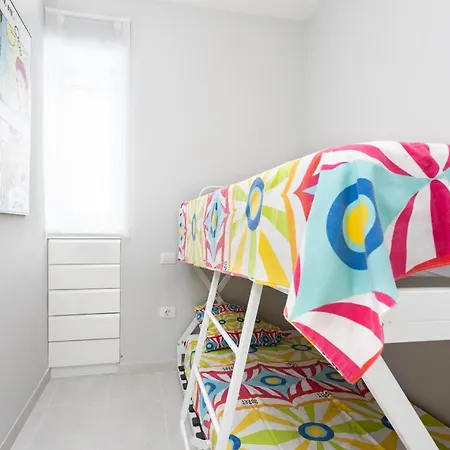 Home2book Stunning Sea Front House El Poris Dom wakacyjny