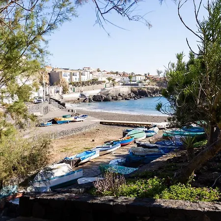 Home2book Stunning Sea Front House El Poris Dom wakacyjny *